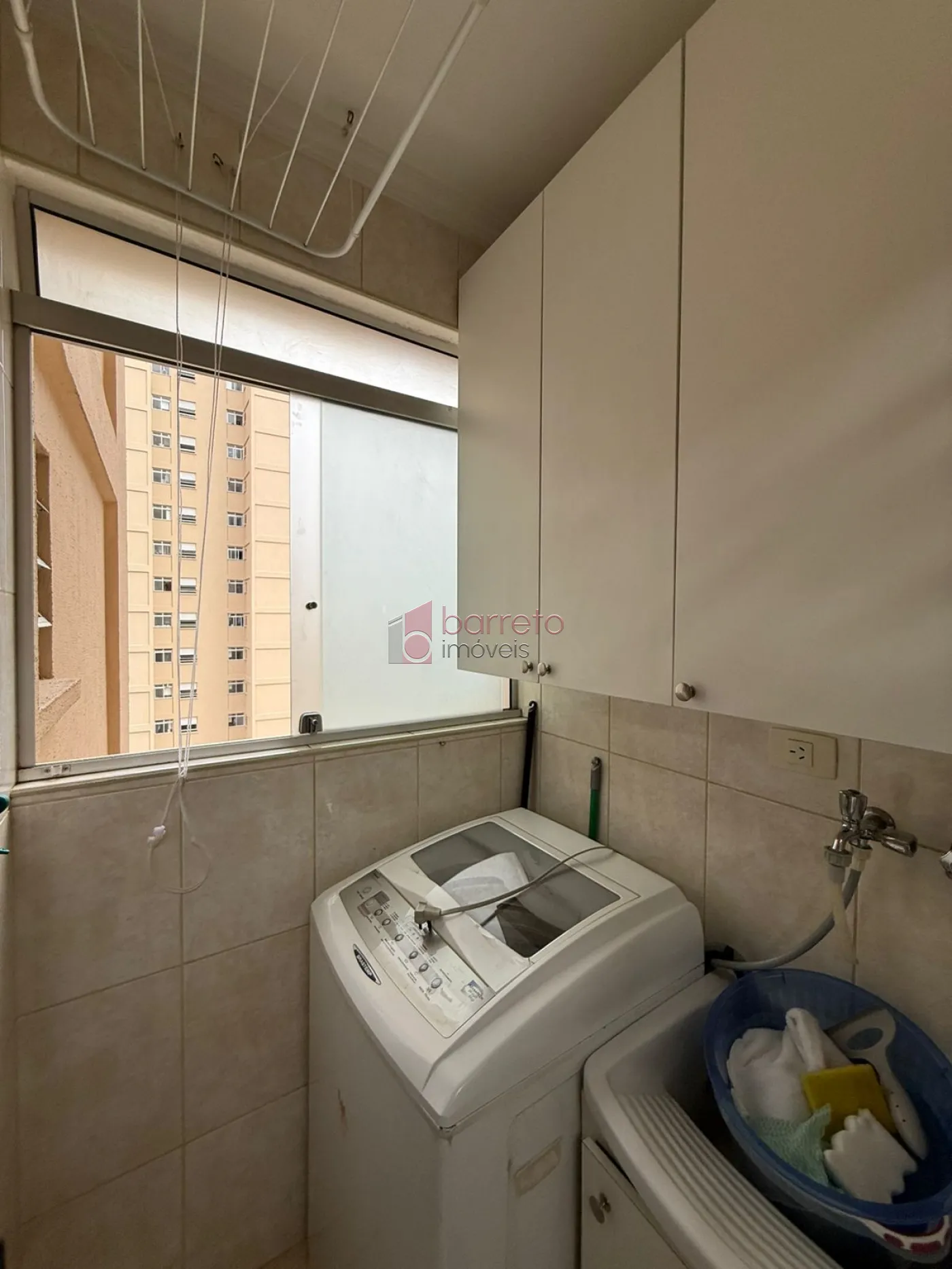 APARTAMENTO MOBILIADO COM 03 QUARTOS À VENDA NO EDIFÍCIO NAPOLI – JUNDIAÍ/SP