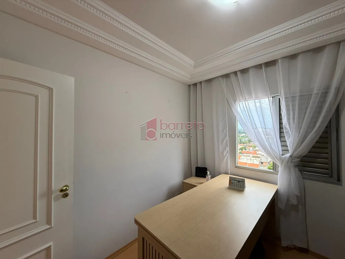 APARTAMENTO MOBILIADO COM 03 QUARTOS À VENDA NO EDIFÍCIO NAPOLI – JUNDIAÍ/SP