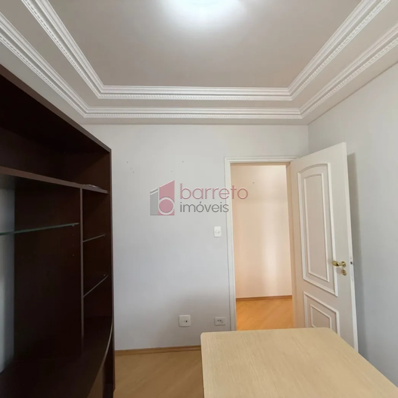 APARTAMENTO MOBILIADO COM 03 QUARTOS À VENDA NO EDIFÍCIO NAPOLI – JUNDIAÍ/SP