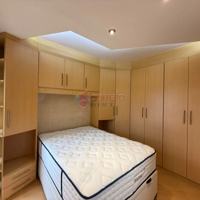 APARTAMENTO MOBILIADO COM 03 QUARTOS À VENDA NO EDIFÍCIO NAPOLI – JUNDIAÍ/SP
