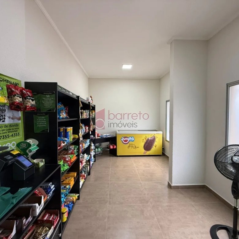 APARTAMENTO MOBILIADO COM 03 QUARTOS À VENDA NO EDIFÍCIO NAPOLI – JUNDIAÍ/SP