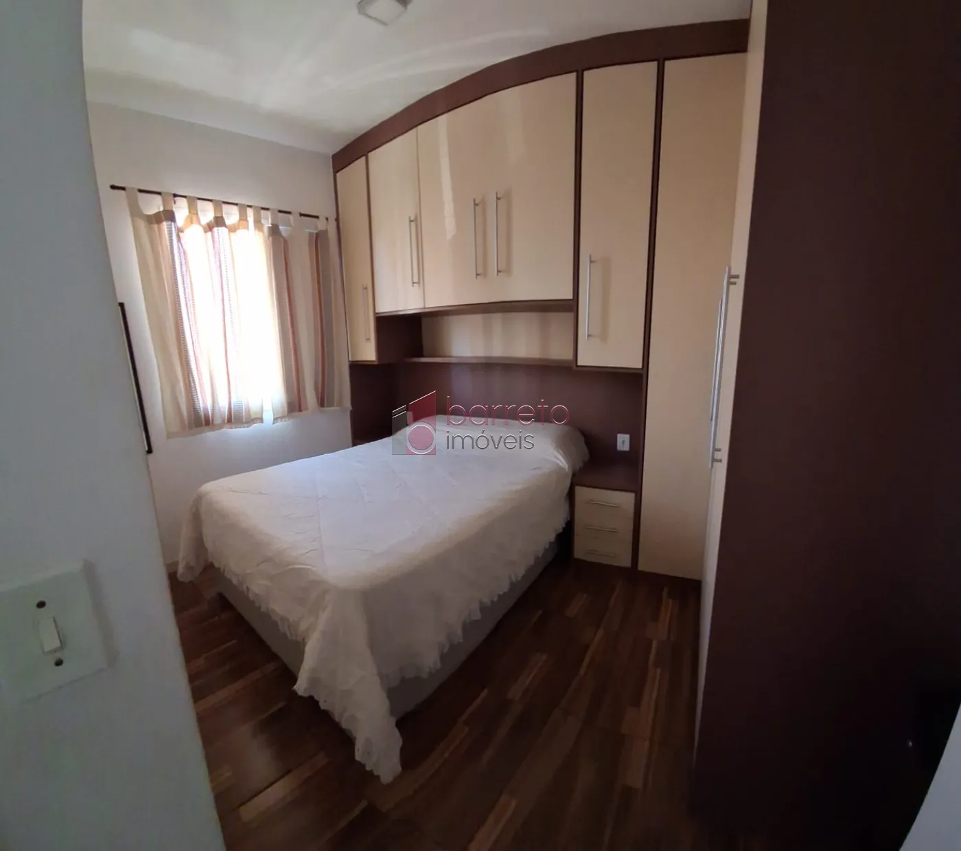 APARTAMENTO SEMIMOBILIADO À VENDA NO CONDOMÍNIO TRENTINO NA REGIÃO DA COLÔNIA EM JUNDIAÍ/SP
