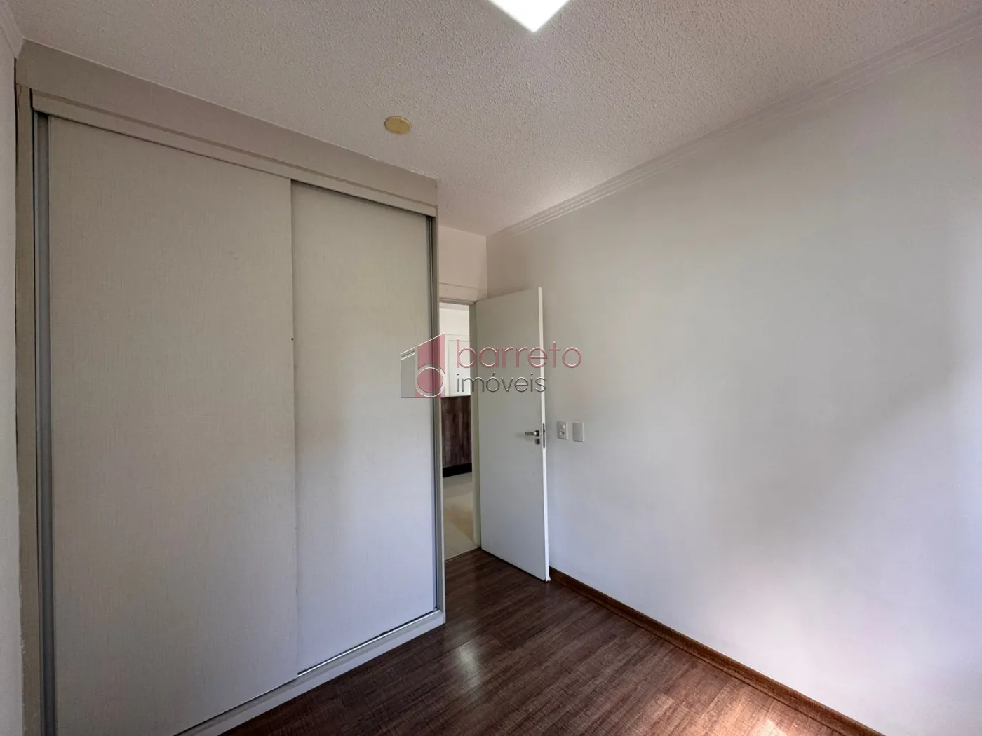 APARTAMENTO À VENDA NO CONDOMÍNIO VISTA PARK EM JUNDIAÍ/SP