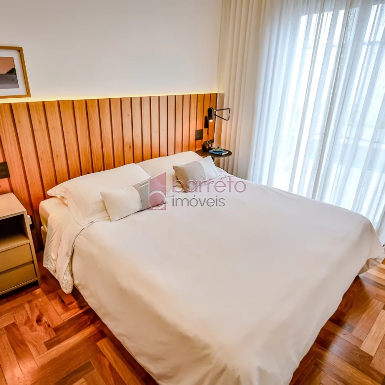 CASA TÉRREA COM MEZANINO MOBILIADA À VENDA – 03 QUARTOS – BRISAS DA MATA – JUNDIAÍ/SP