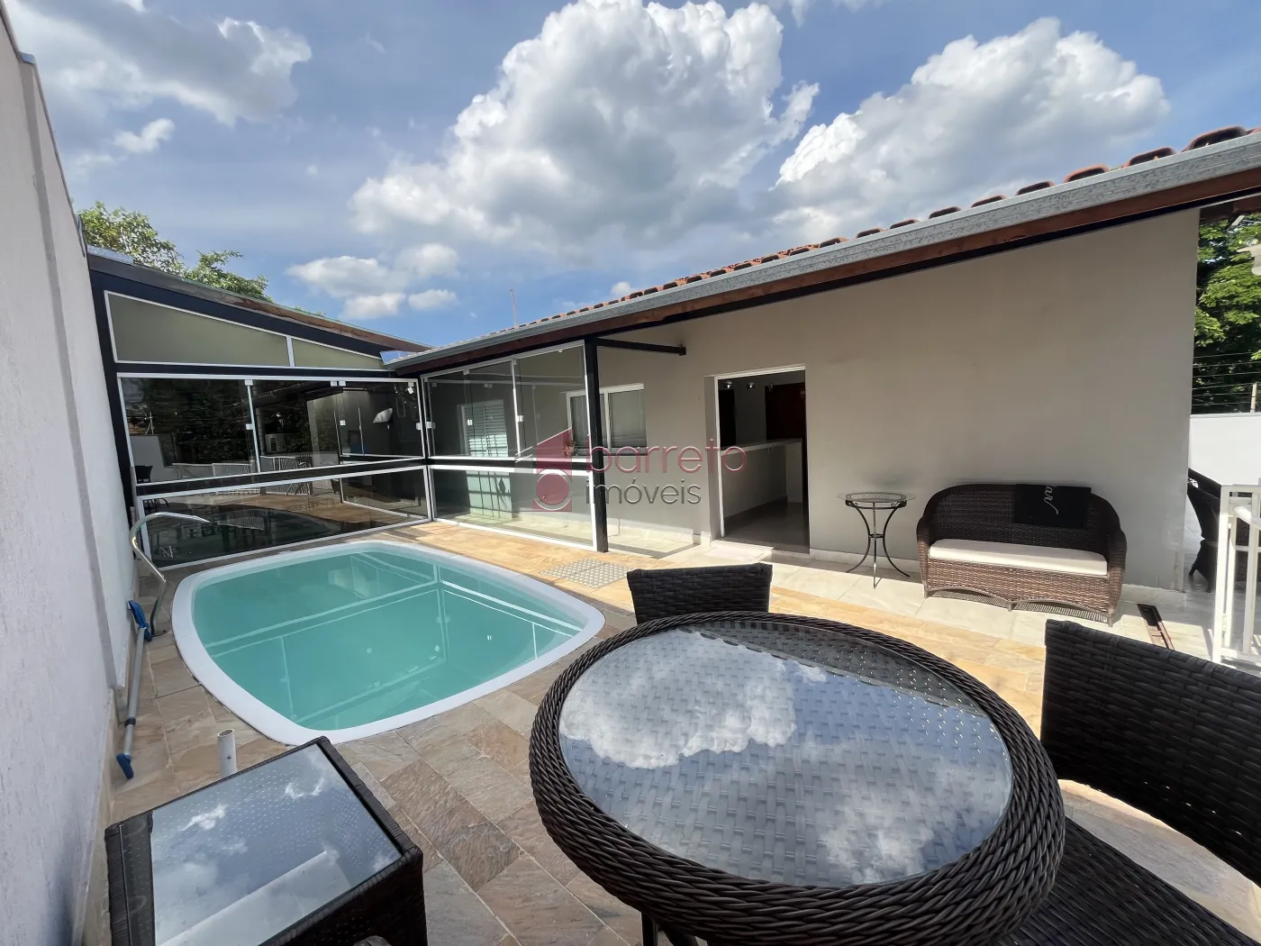 CASA PARA VENDA E LOCAÇÃO – RESIDENCIAL – NO CIDADE LUIZA – JUNDIAÍ/SP