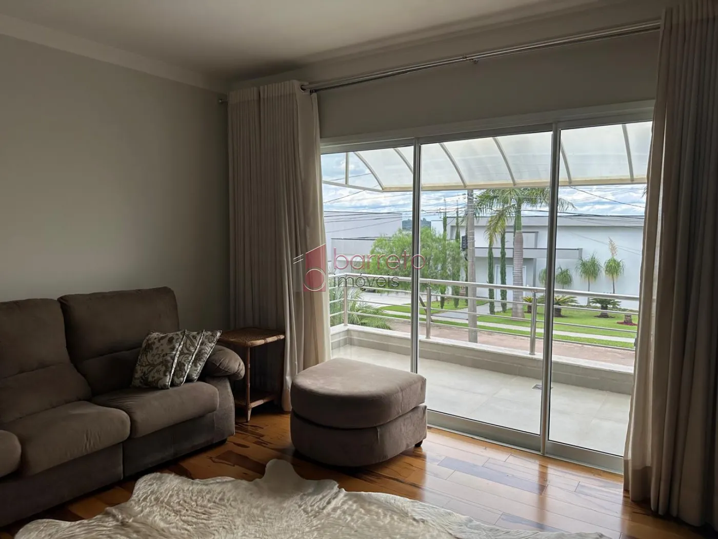 CASA À VENDA NO CONDOMÍNIO RESERVA DA SERRA EM JUNDIAÍ/SP