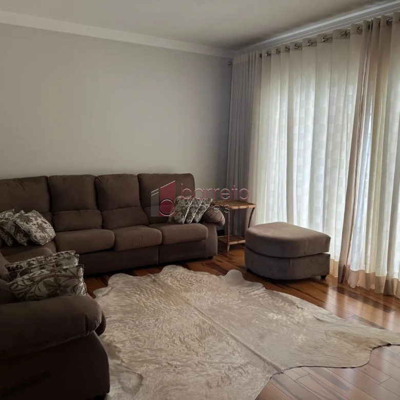 CASA À VENDA NO CONDOMÍNIO RESERVA DA SERRA EM JUNDIAÍ/SP
