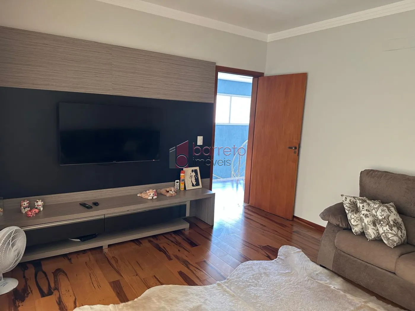 CASA À VENDA NO CONDOMÍNIO RESERVA DA SERRA EM JUNDIAÍ/SP