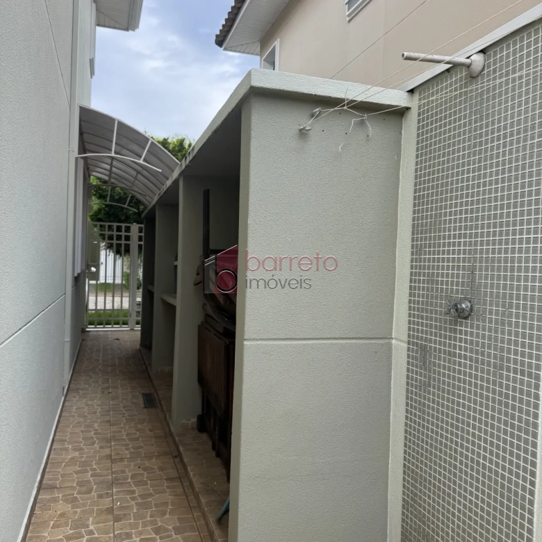SOBRADO À VENDA – 03 QUARTOS – VILA DAS PALMEIRAS – JUNDIAÍ/SP