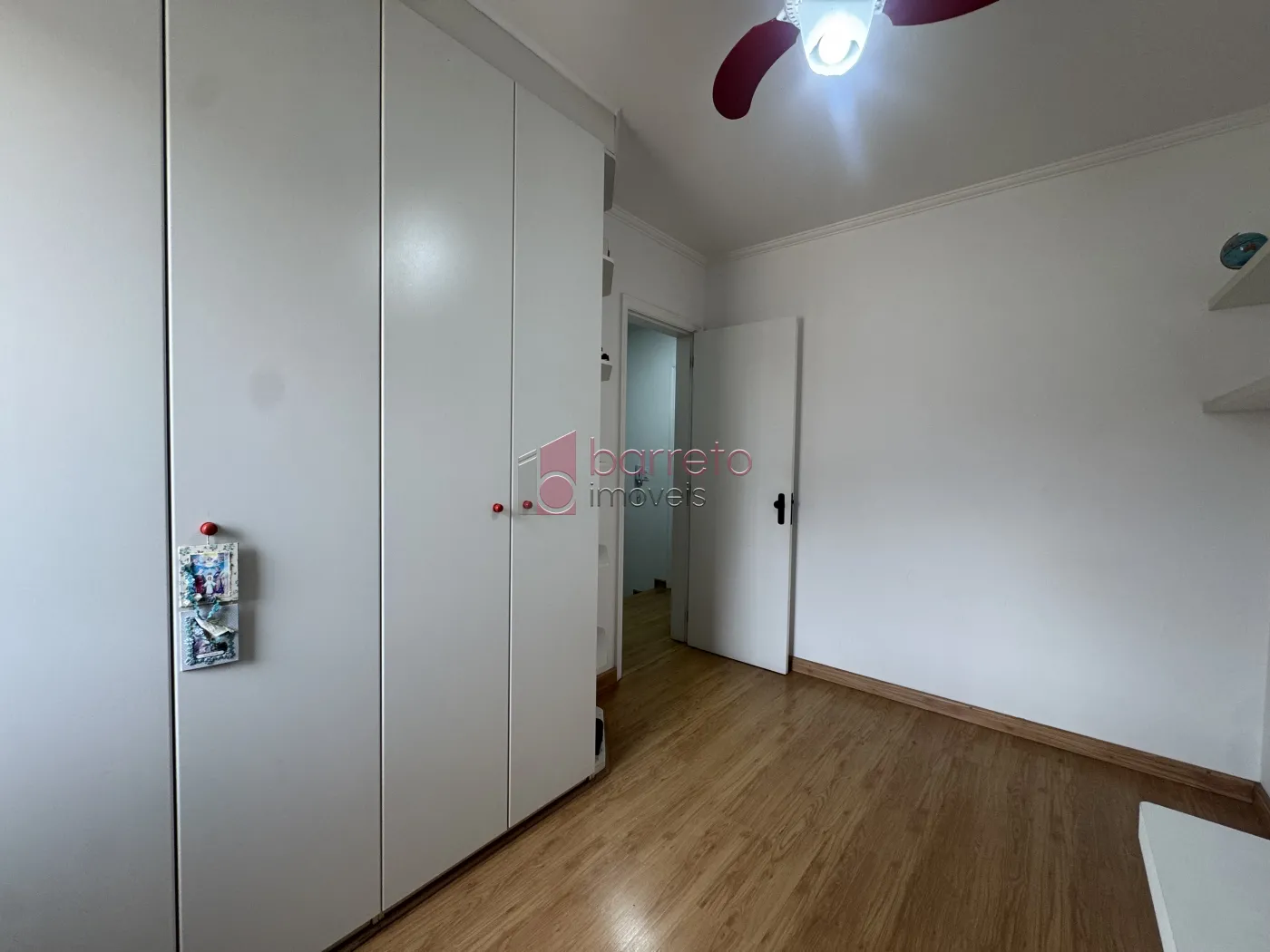 SOBRADO À VENDA – 03 QUARTOS – VILA DAS PALMEIRAS – JUNDIAÍ/SP