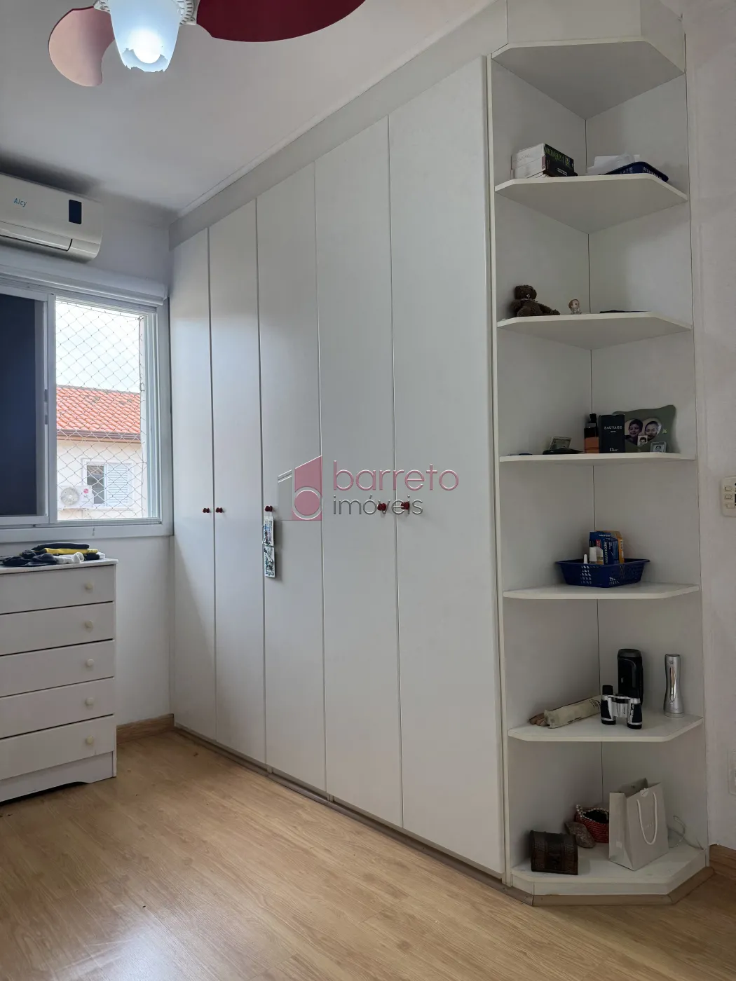 SOBRADO À VENDA – 03 QUARTOS – VILA DAS PALMEIRAS – JUNDIAÍ/SP