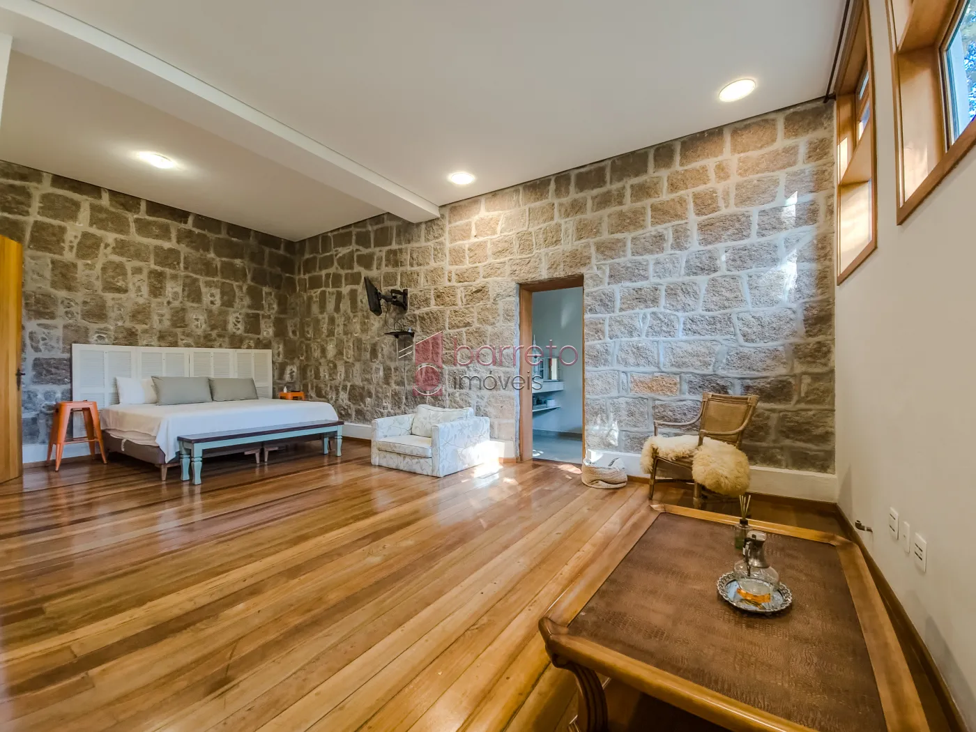 CASA MOBILIADA PARA LOCAÇÃO E VENDA NO CONDOMÍNIO PARQUE DOS MANACÁS – JUNDIAÍ/SP