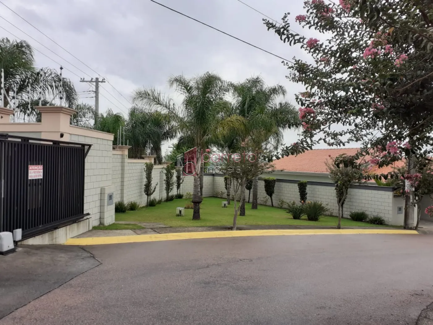 CASA TÉRREA À VENDA NO CONDOMÍNIO RESIDENCIAL AMARYLIZ EM JUNDIAÍ/SP