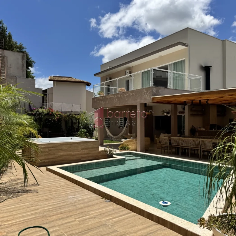 SOBRADO À VENDA – CAXAMBU – JUNDIAÍ/SP