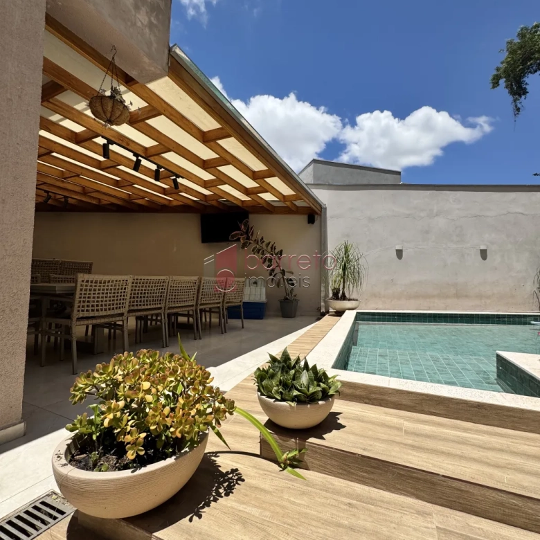 SOBRADO À VENDA – CAXAMBU – JUNDIAÍ/SP