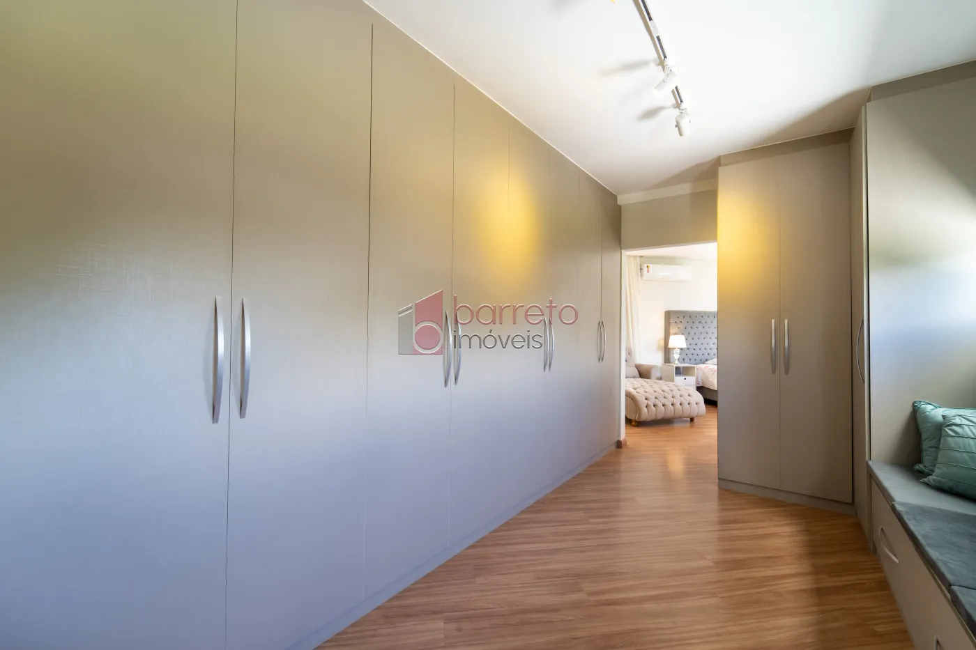 CASA PARA VENDA NO CONDOMÍNIO RESERVA DA SERRA EM JUNDIAÍ/SP