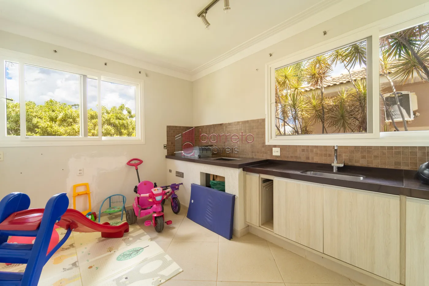 CASA PARA VENDA NO CONDOMÍNIO RESERVA DA SERRA EM JUNDIAÍ/SP
