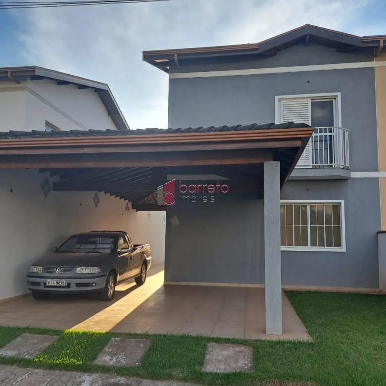 SOBRADO COM 03 DORMITÓRIOS À VENDA NO RESIDENCIAL CASONI EM JUNDIAÍ/SP