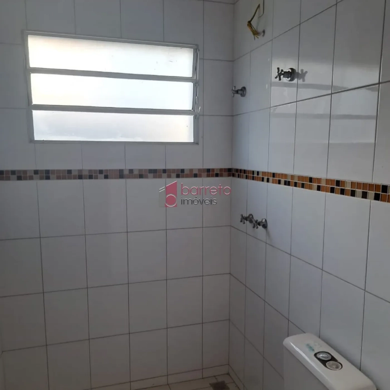 SOBRADO COM 03 DORMITÓRIOS À VENDA NO RESIDENCIAL CASONI EM JUNDIAÍ/SP