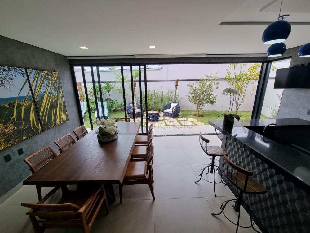 Excelente casa alto padrão para venda em Jundiaí, no Bairro do Eloy Chaves, Condomínio das Atírias