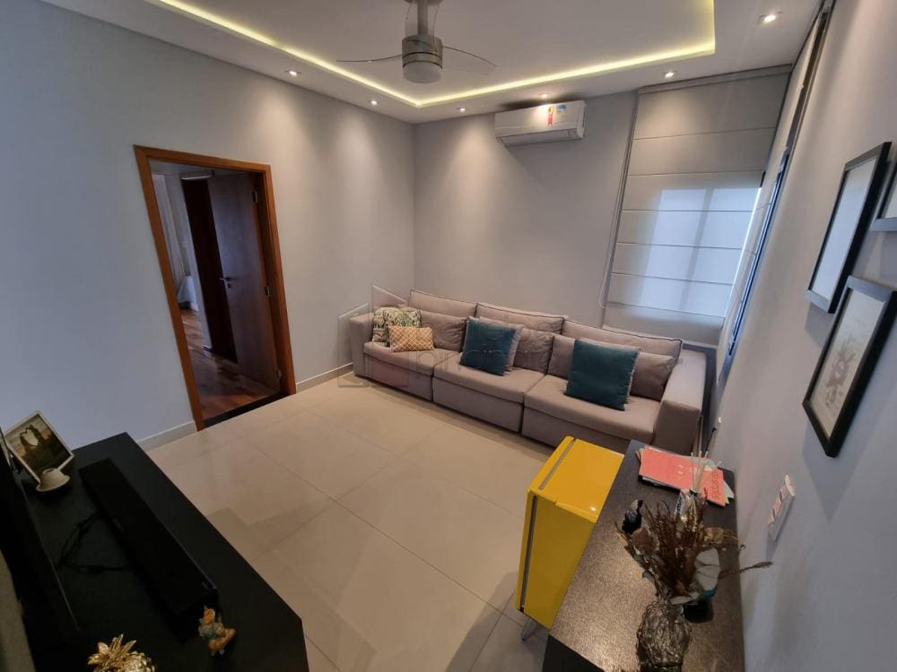 Excelente casa alto padrão para venda em Jundiaí, no Bairro do Eloy Chaves, Condomínio das Atírias