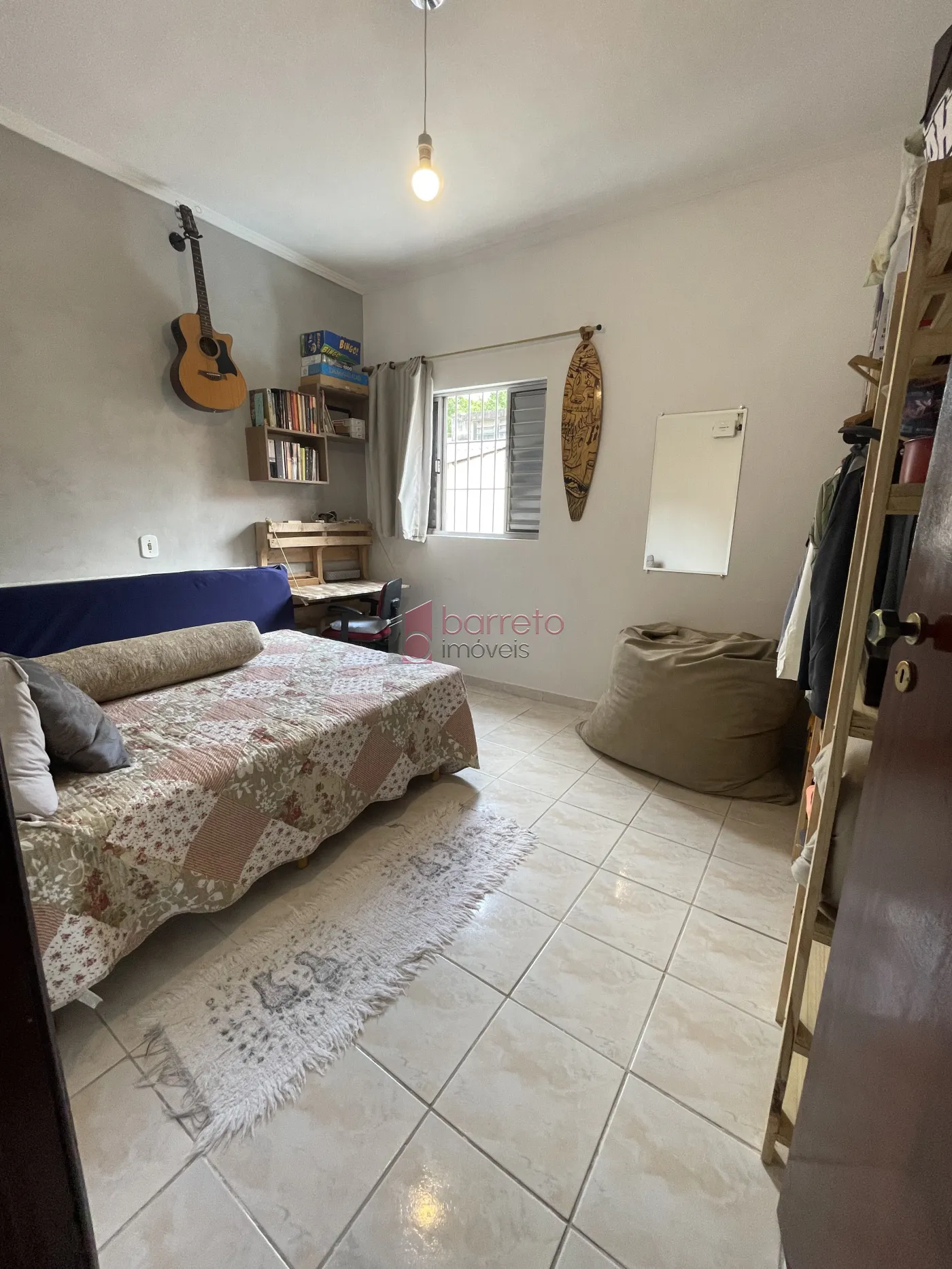 CASA COM EDÍCULA À VENDA NO BAIRRO CIDADE NOVA I EM JUNDIAÍ/SP