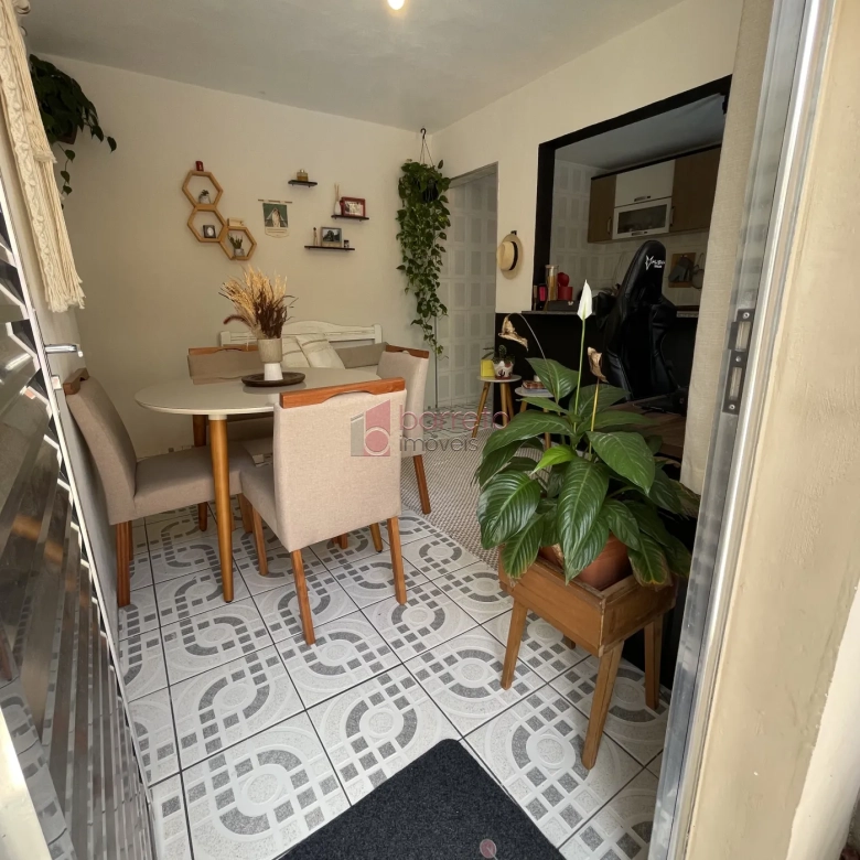 CASA COM EDÍCULA À VENDA NO BAIRRO CIDADE NOVA I EM JUNDIAÍ/SP