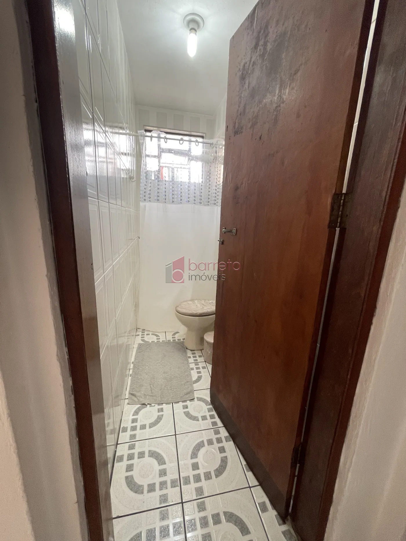 CASA COM EDÍCULA À VENDA NO BAIRRO CIDADE NOVA I EM JUNDIAÍ/SP