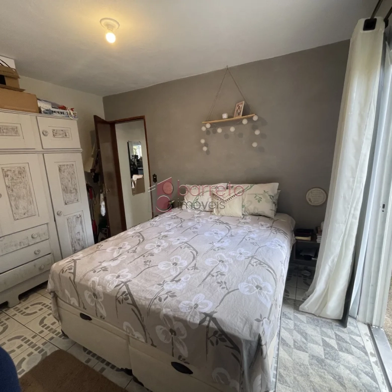 CASA COM EDÍCULA À VENDA NO BAIRRO CIDADE NOVA I EM JUNDIAÍ/SP