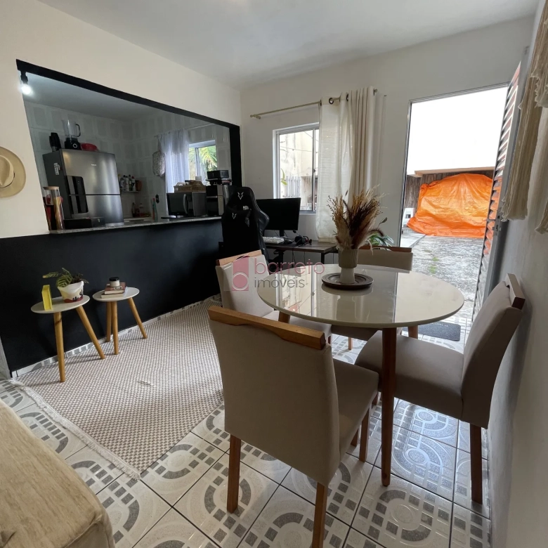CASA COM EDÍCULA À VENDA NO BAIRRO CIDADE NOVA I EM JUNDIAÍ/SP