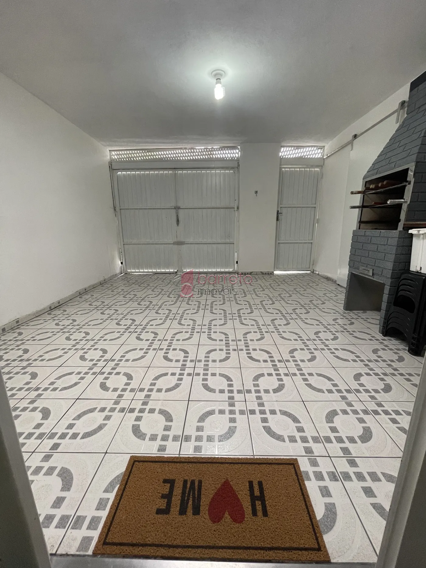 CASA COM EDÍCULA À VENDA NO BAIRRO CIDADE NOVA I EM JUNDIAÍ/SP