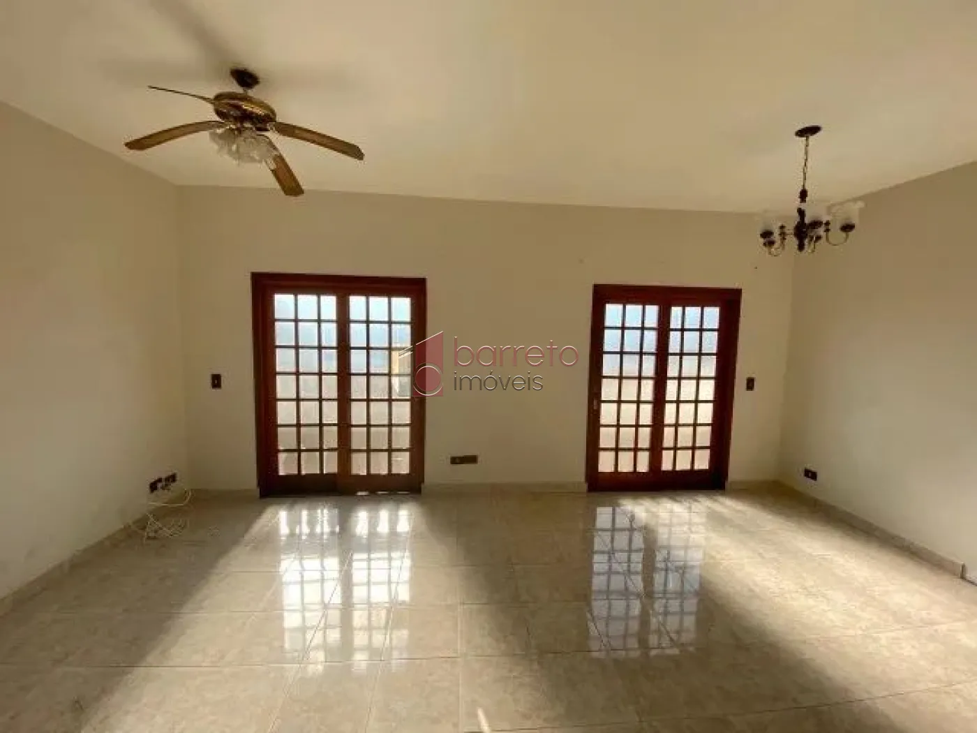 CASA À VENDA NO JARDIM DA FONTE EM JUNDIAÍ/SP