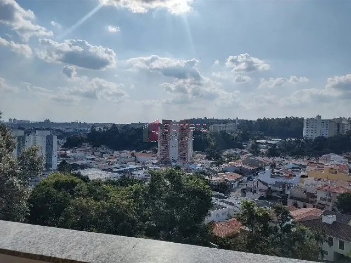 CASA À VENDA NO JARDIM DA FONTE EM JUNDIAÍ/SP