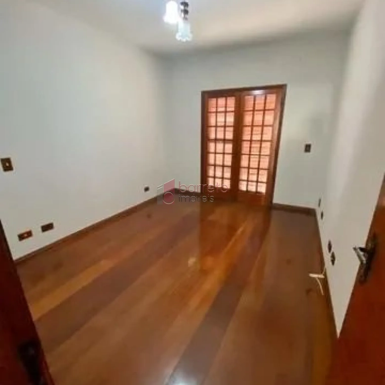 CASA À VENDA NO JARDIM DA FONTE EM JUNDIAÍ/SP