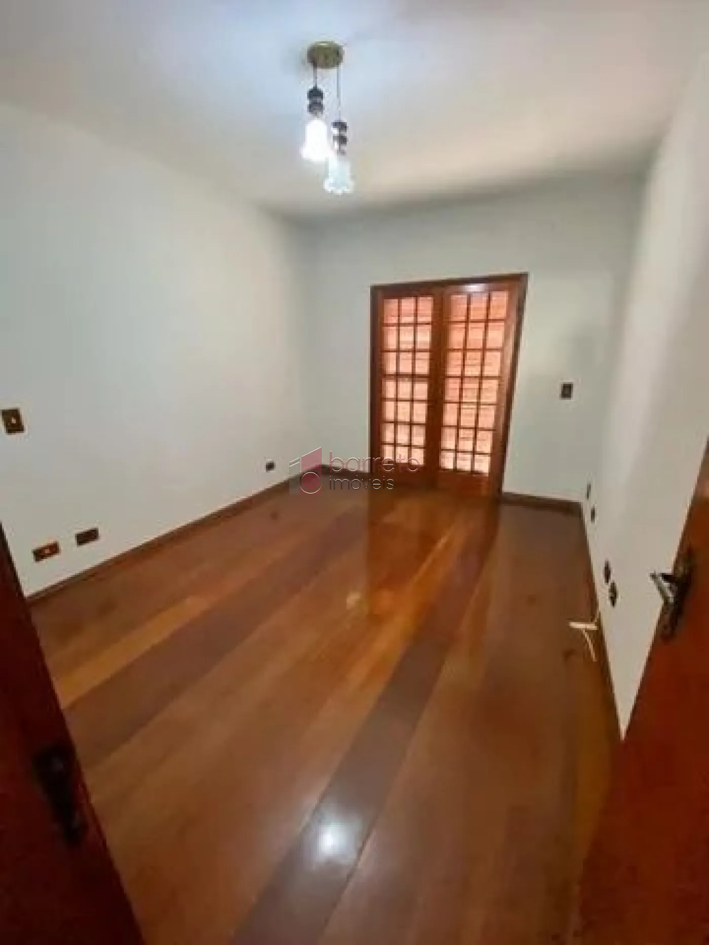CASA À VENDA NO JARDIM DA FONTE EM JUNDIAÍ/SP