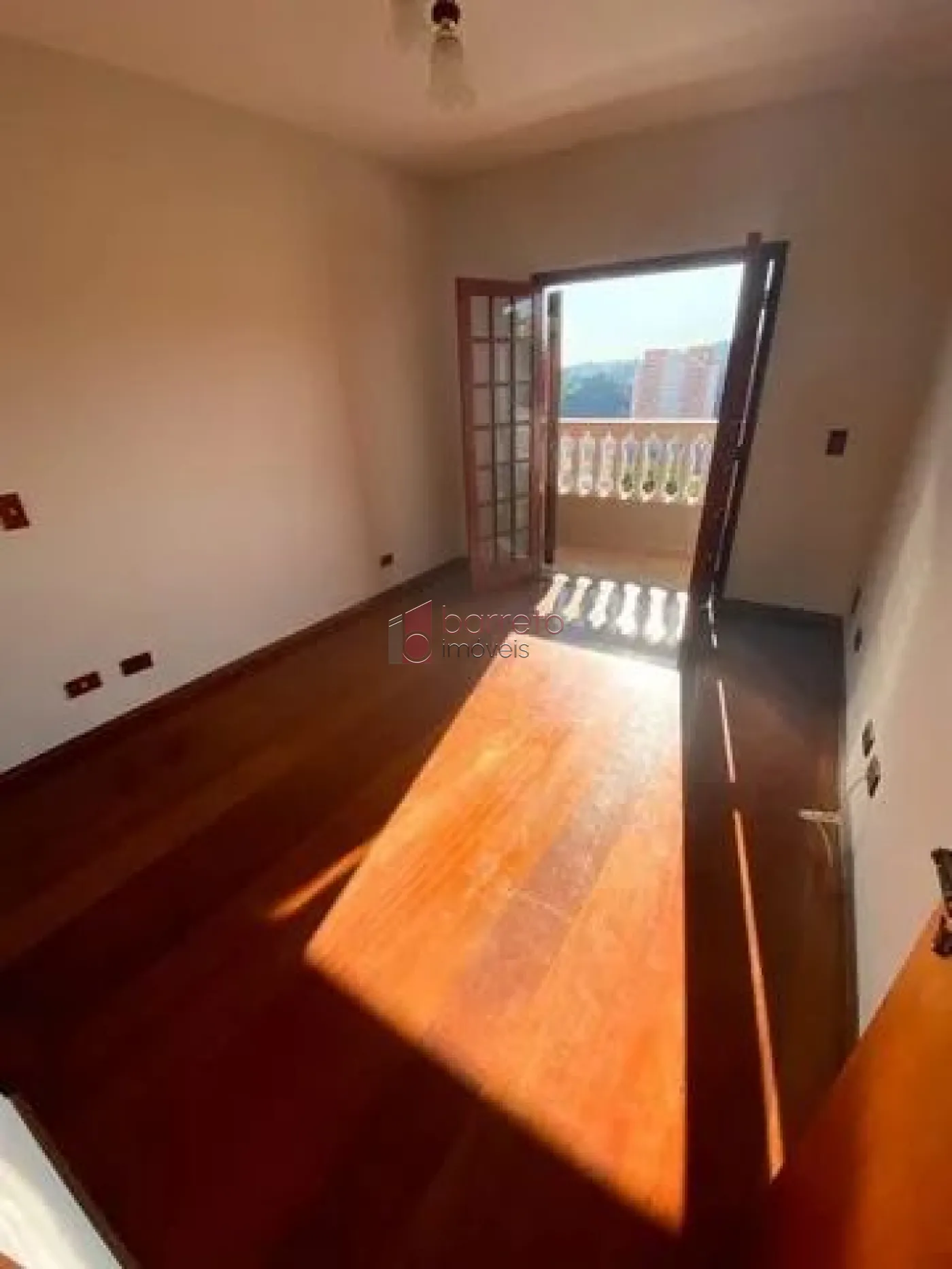 CASA À VENDA NO JARDIM DA FONTE EM JUNDIAÍ/SP