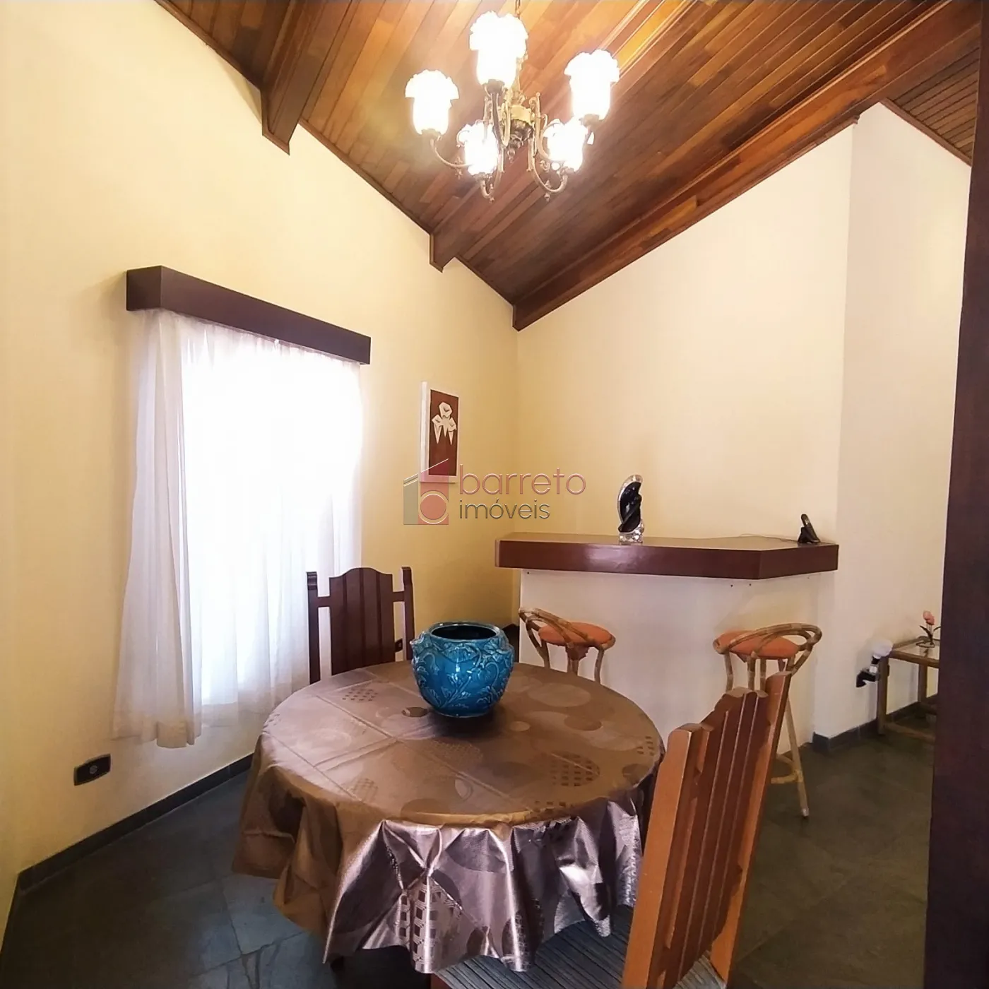 CASA À VENDA NO JARDIM PAULISTA – JUNDIAÍ/SP