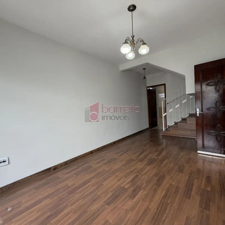 SOBRADO À VENDA – 03 QUARTOS – JARDIM PITANGUEIRAS – JUNDIAÍ/SP