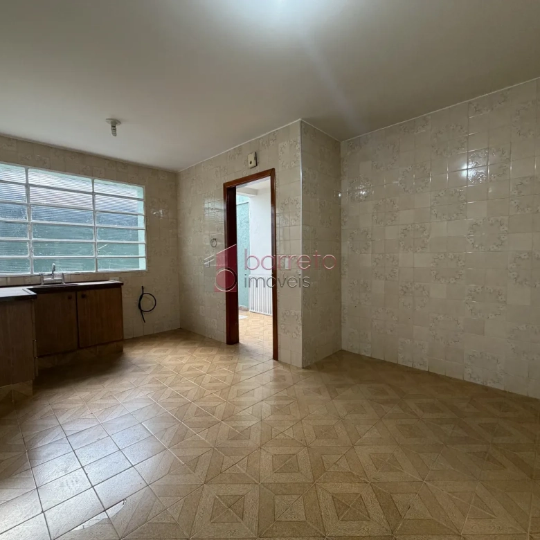 SOBRADO À VENDA – 03 QUARTOS – JARDIM PITANGUEIRAS – JUNDIAÍ/SP
