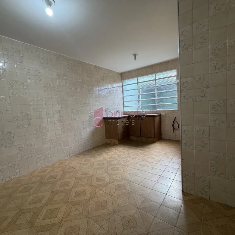 SOBRADO À VENDA – 03 QUARTOS – JARDIM PITANGUEIRAS – JUNDIAÍ/SP