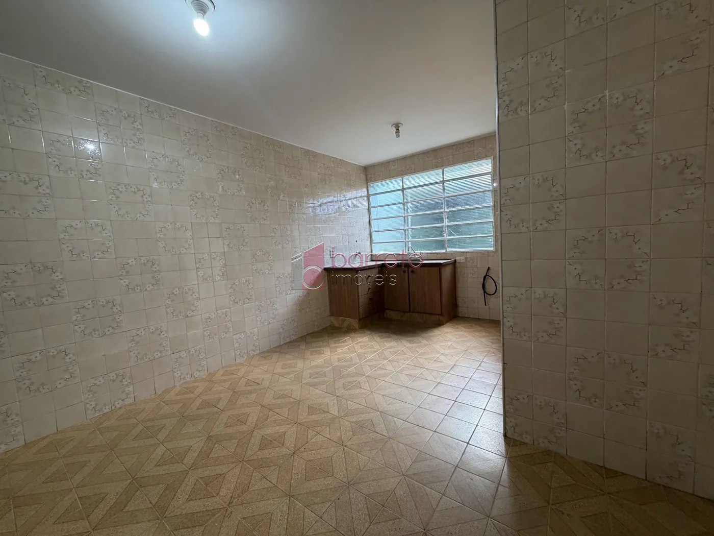 SOBRADO À VENDA – 03 QUARTOS – JARDIM PITANGUEIRAS – JUNDIAÍ/SP