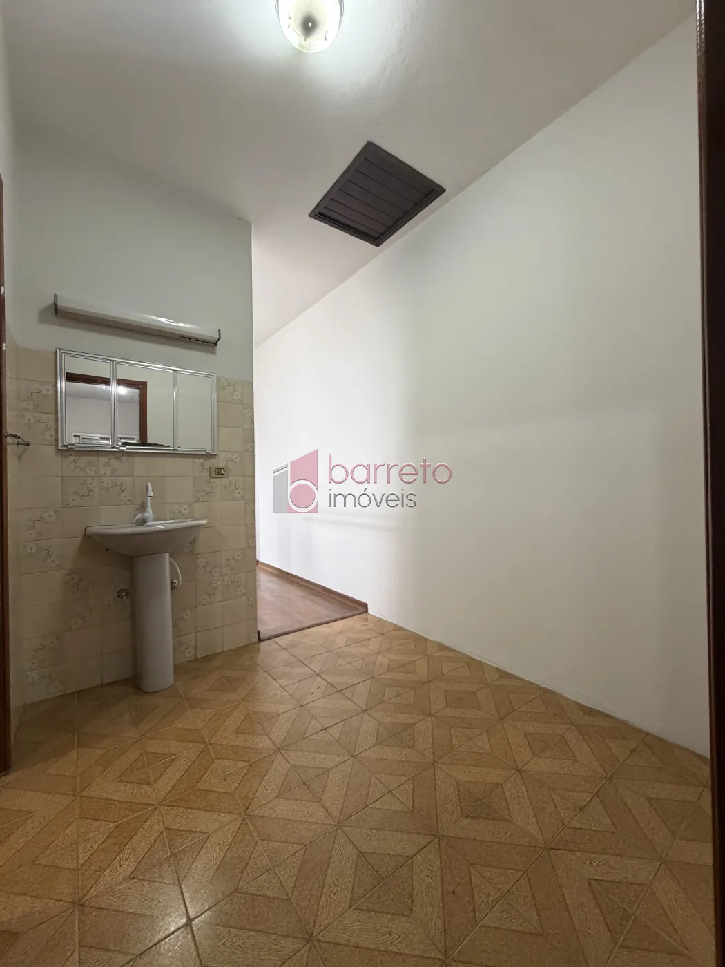 SOBRADO À VENDA – 03 QUARTOS – JARDIM PITANGUEIRAS – JUNDIAÍ/SP
