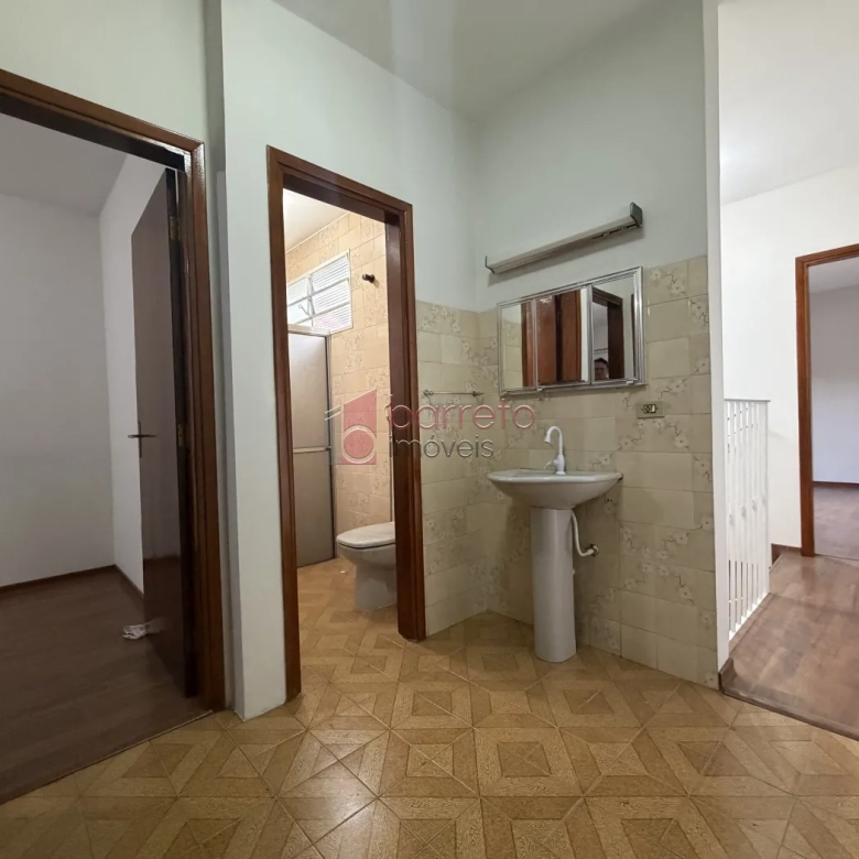 SOBRADO À VENDA – 03 QUARTOS – JARDIM PITANGUEIRAS – JUNDIAÍ/SP