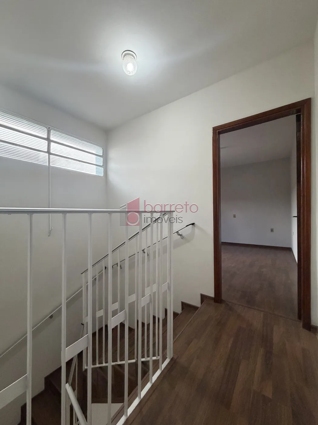 SOBRADO À VENDA – 03 QUARTOS – JARDIM PITANGUEIRAS – JUNDIAÍ/SP