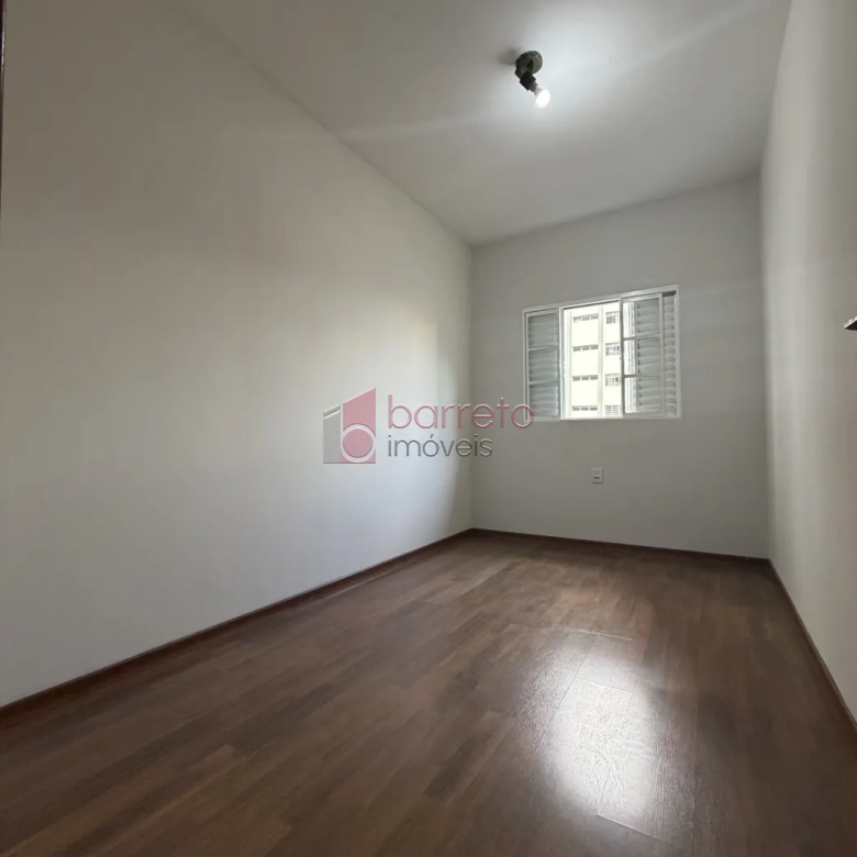 SOBRADO À VENDA – 03 QUARTOS – JARDIM PITANGUEIRAS – JUNDIAÍ/SP