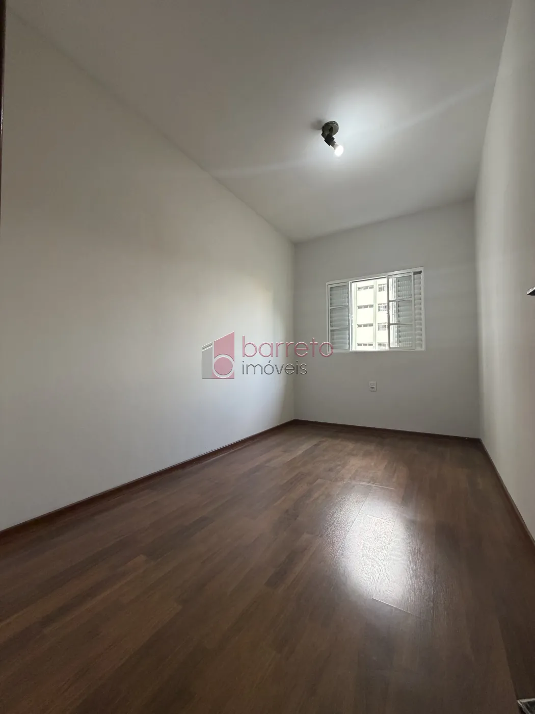 SOBRADO À VENDA – 03 QUARTOS – JARDIM PITANGUEIRAS – JUNDIAÍ/SP