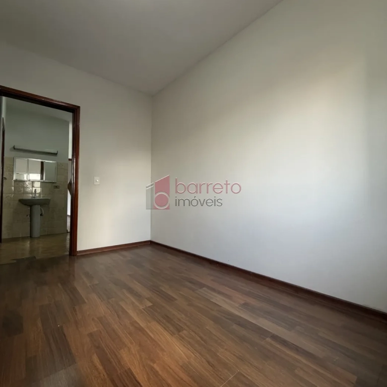 SOBRADO À VENDA – 03 QUARTOS – JARDIM PITANGUEIRAS – JUNDIAÍ/SP