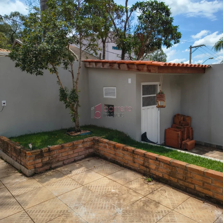 CASA TÉRREA À VENDA NO MIRANTE DE JUNDIAÍ – BAIRRO DO ENGORDADOURO EM JUNDIAÍ/SP