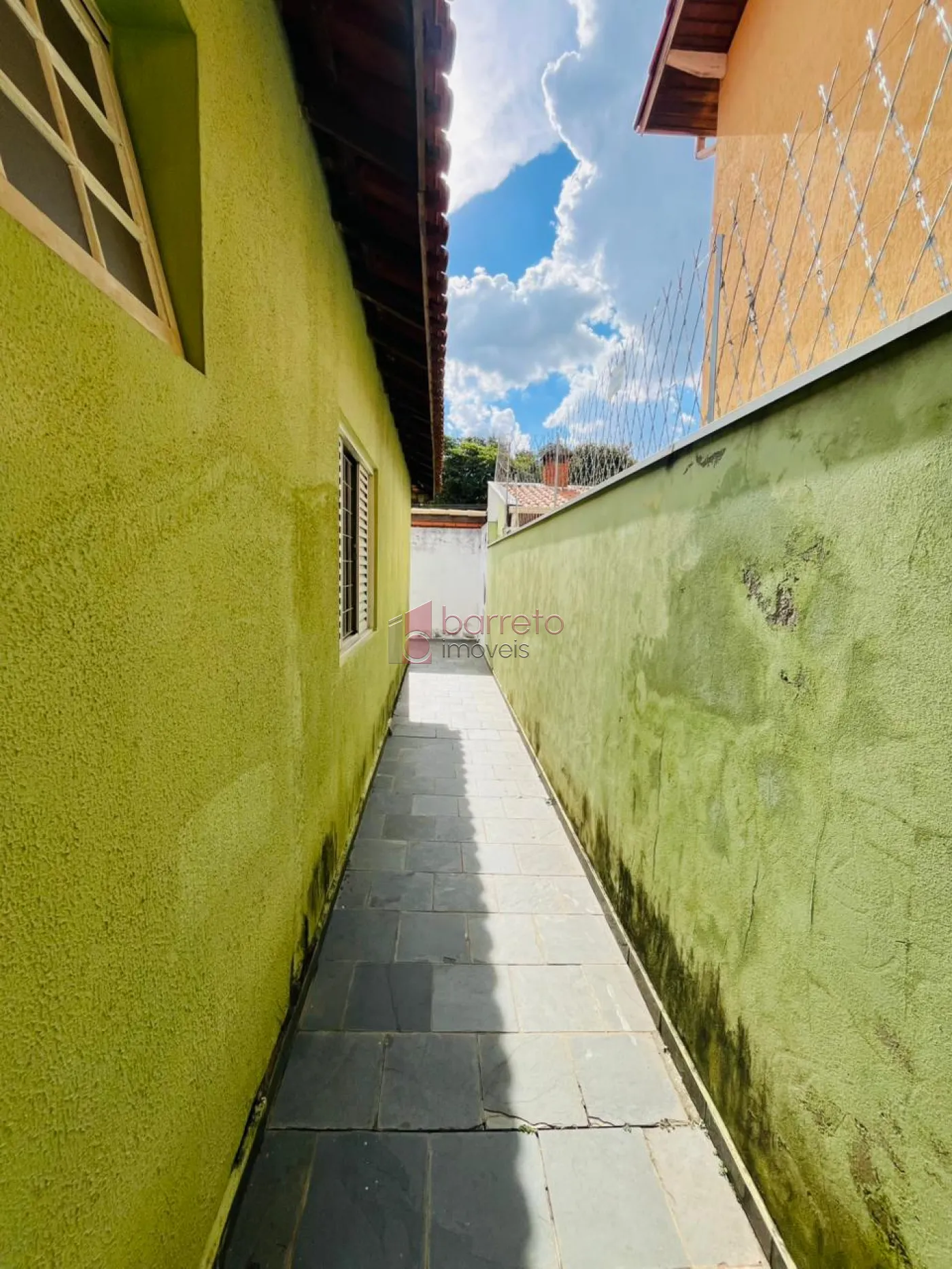 CASA À VENDA NO BAIRRO PARQUE DA REPRESA EM JUNDIAÍ/SP