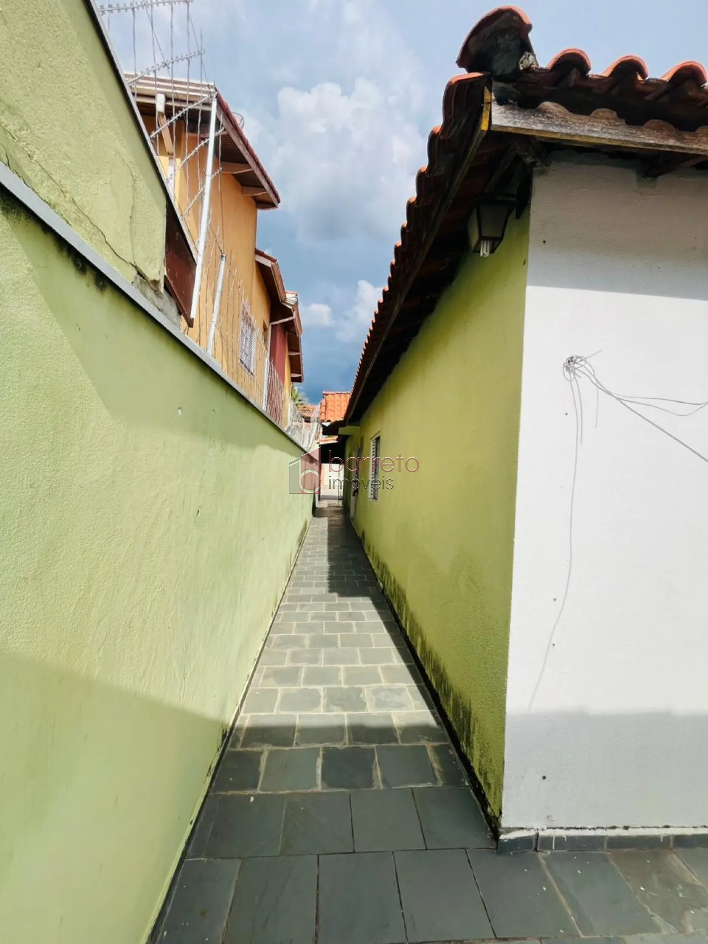 CASA À VENDA NO BAIRRO PARQUE DA REPRESA EM JUNDIAÍ/SP